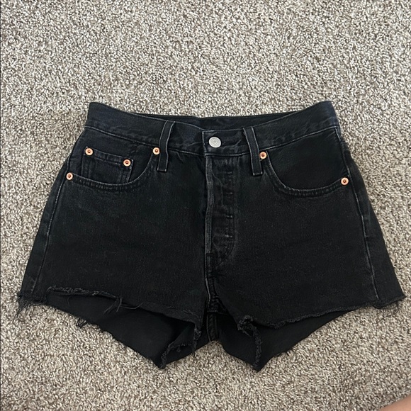 Black Levi 501 Shorts - Picture 1 of 5